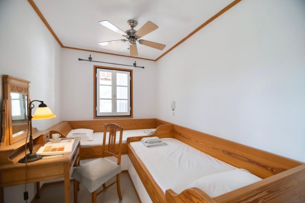 Lotos Beach Home Kini エクステリア 写真