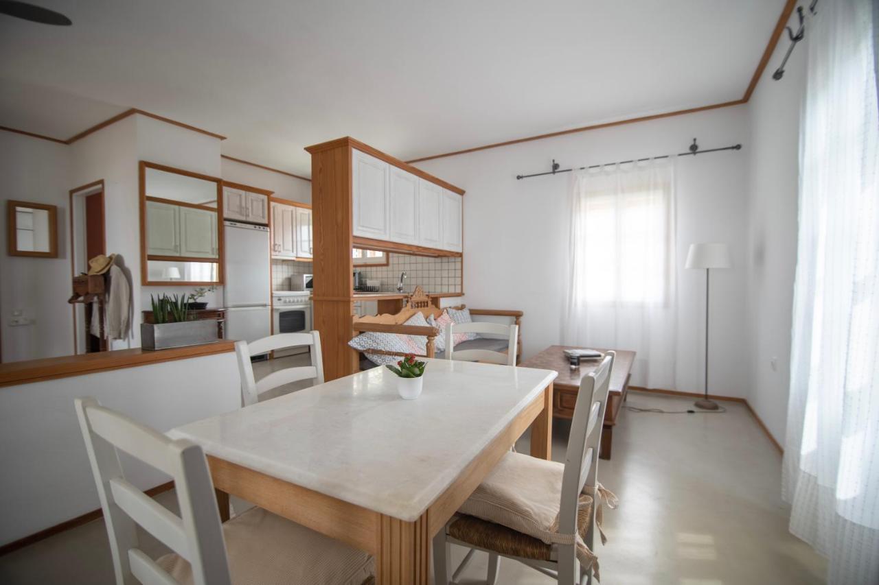 Lotos Beach Home Kini エクステリア 写真