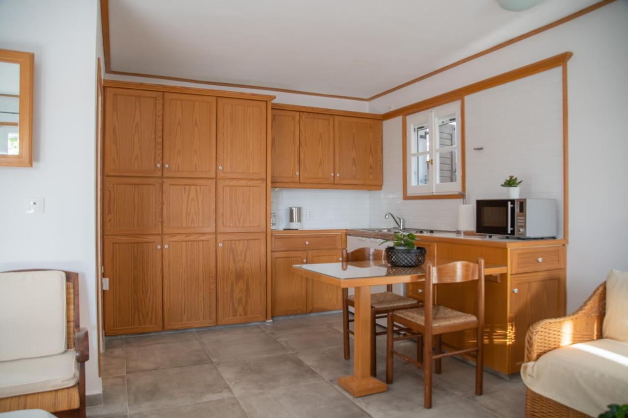 Lotos Beach Home Kini エクステリア 写真