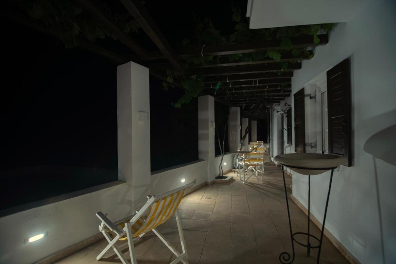 Lotos Beach Home Kini エクステリア 写真