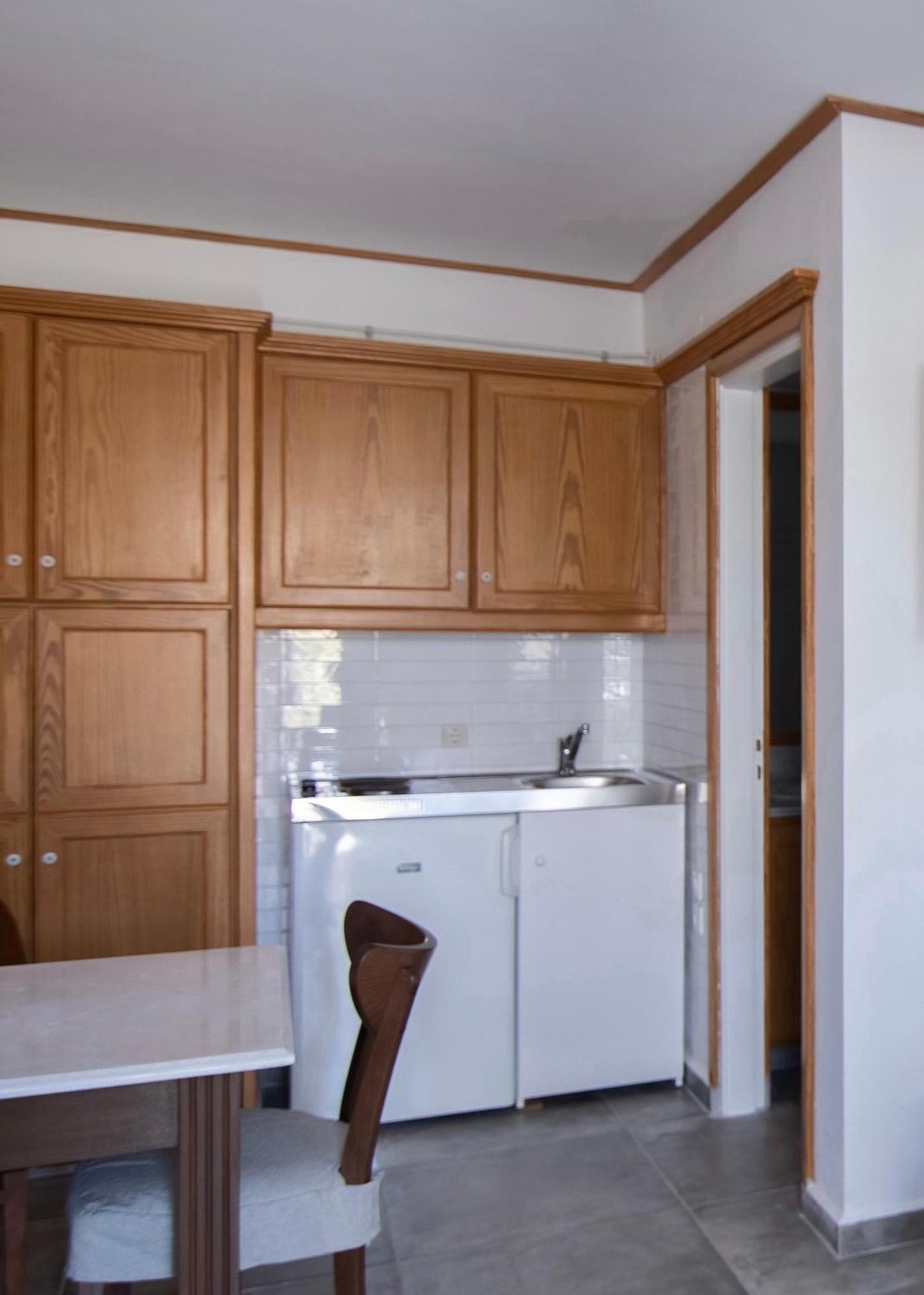 Lotos Beach Home Kini エクステリア 写真